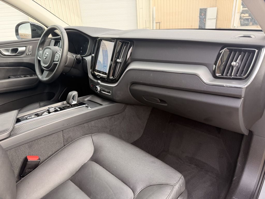 2024 Volvo XC60 B5 Core