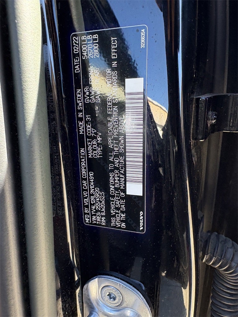 2022 Volvo XC60 B5 Inscription