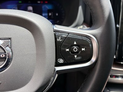 2024 Volvo XC60 B5 Plus Dark Theme
