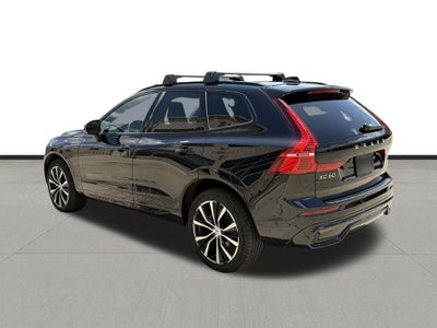 2024 Volvo XC60 B5 Plus Dark Theme