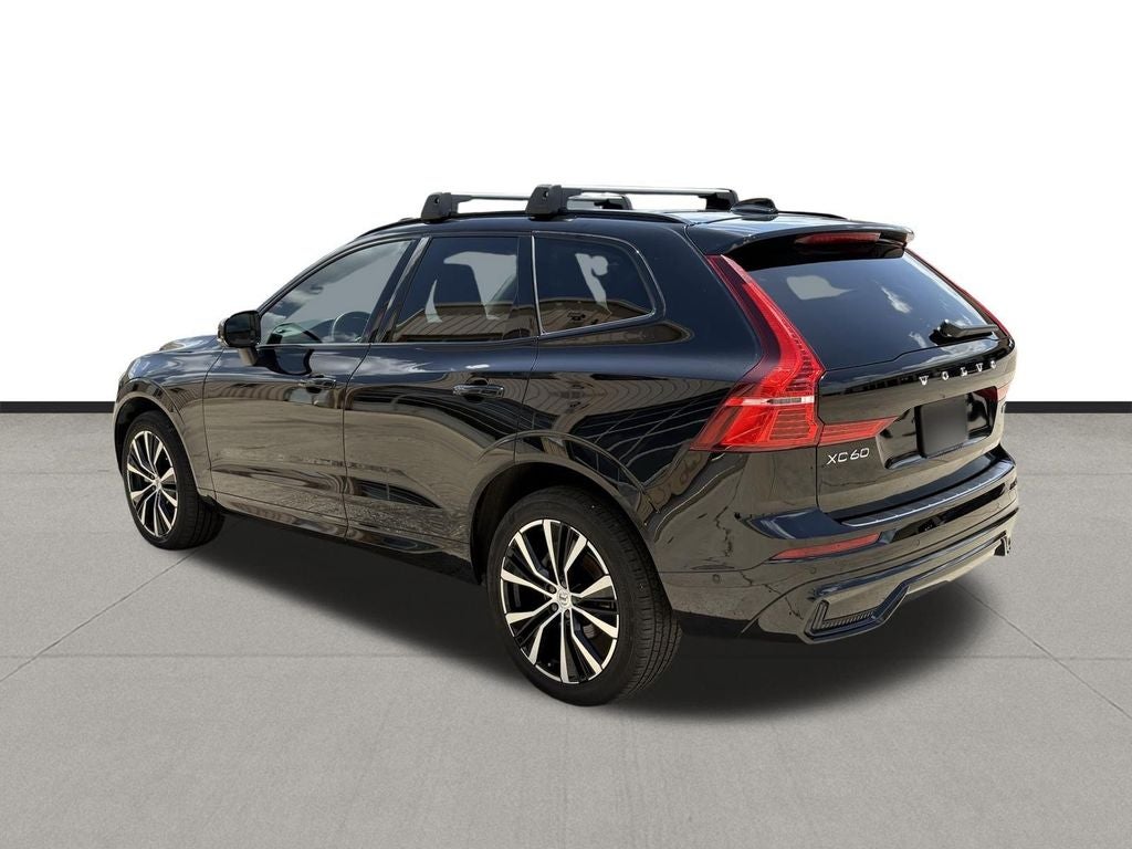 2024 Volvo XC60 B5 Plus Dark Theme