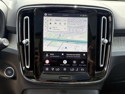 2026 Volvo XC40 B5 Plus