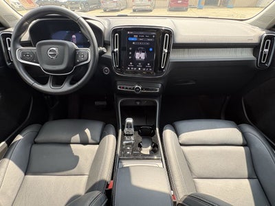 2026 Volvo XC40 B5 Plus