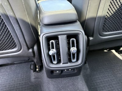 2023 Volvo XC40 B5 Plus Bright Theme