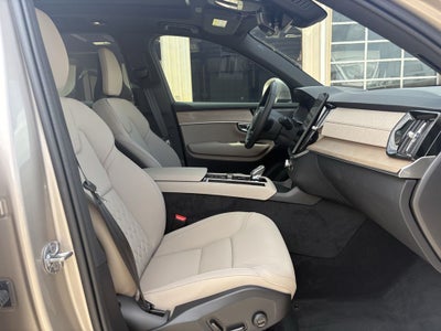 2026 Volvo XC90 B5 Plus