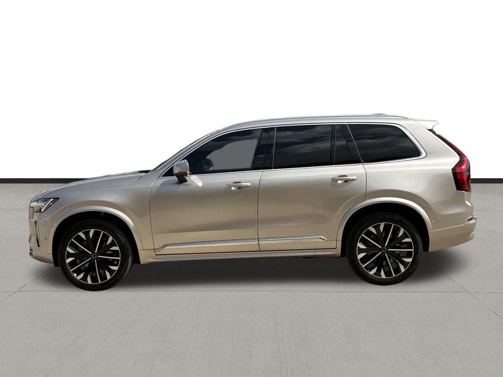 2026 Volvo XC90 B5 Plus