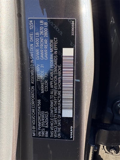 2025 Volvo XC60 B5 Plus