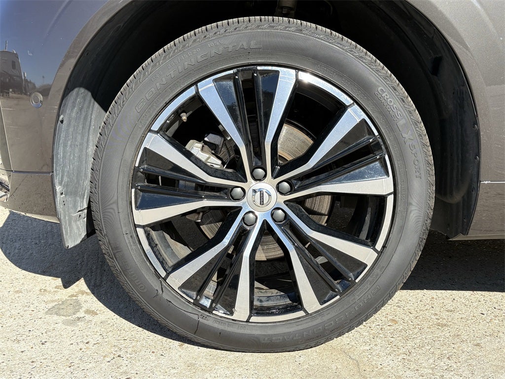 2025 Volvo XC60 B5 Plus