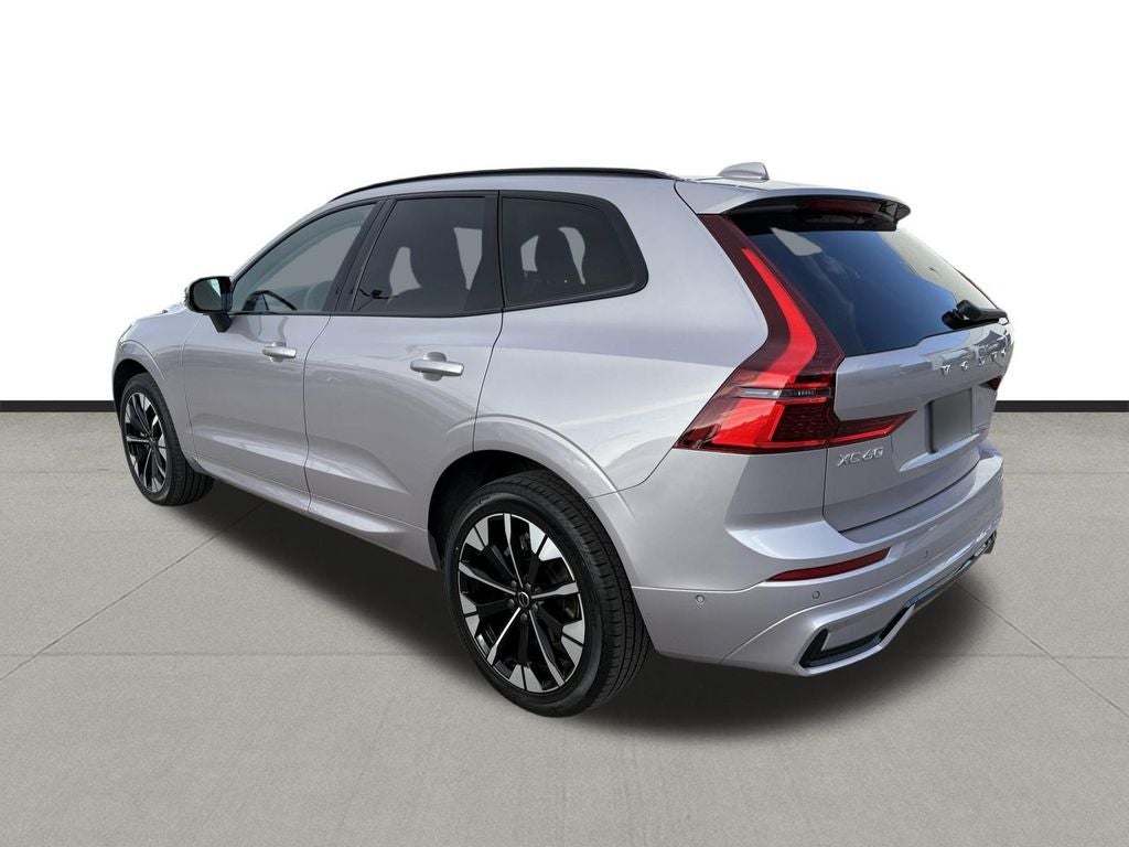 2026 Volvo XC60 B5 Plus