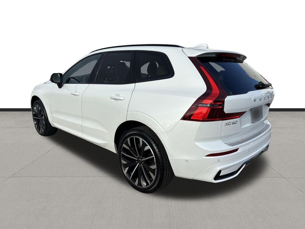 2026 Volvo XC60 B5 Ultra