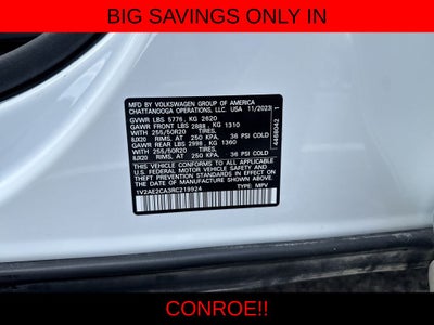 2024 Volkswagen Atlas Cross Sport 2.0T SEL R-Line