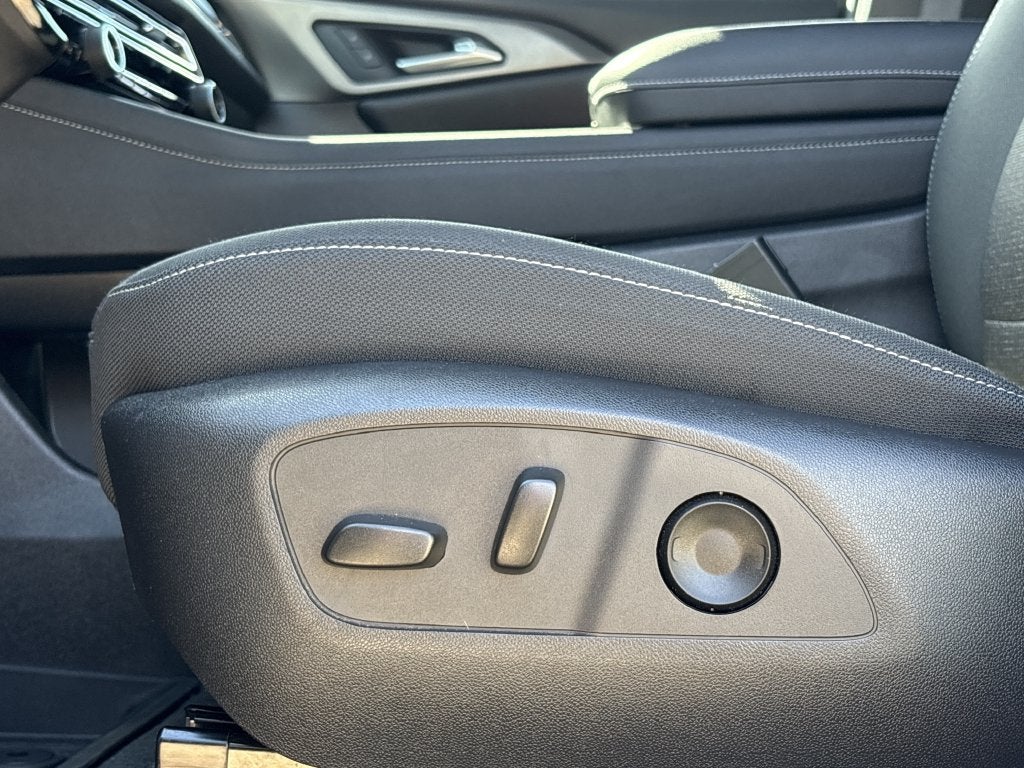 2025 Chevrolet Traverse LT 1LT