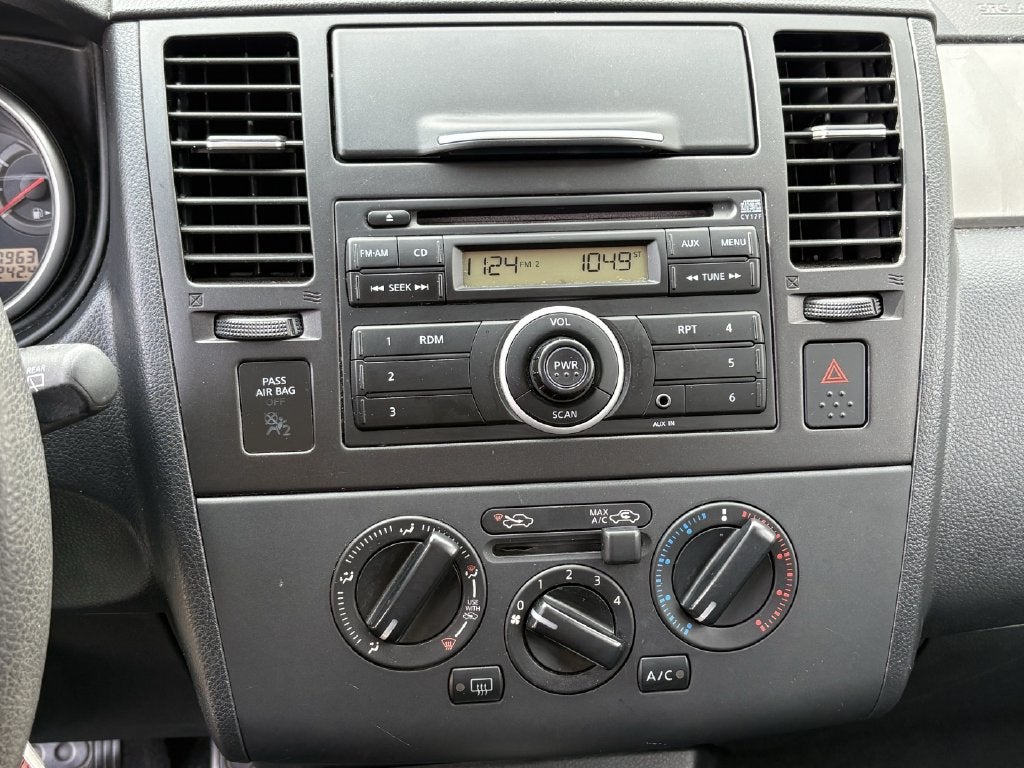 2012 Nissan Versa 1.8 S