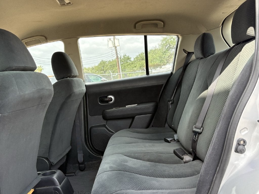 2012 Nissan Versa 1.8 S
