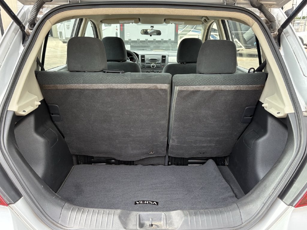 2012 Nissan Versa 1.8 S