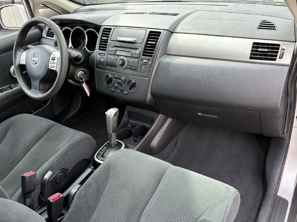 2012 Nissan Versa 1.8 S