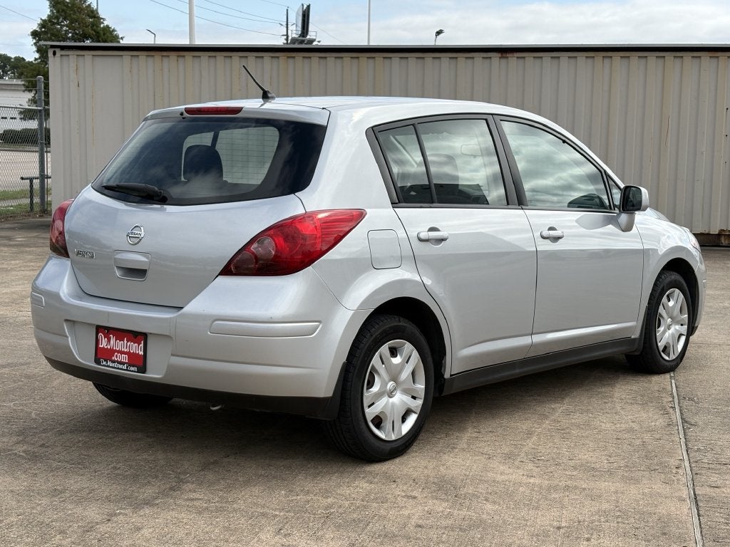 2012 Nissan Versa 1.8 S
