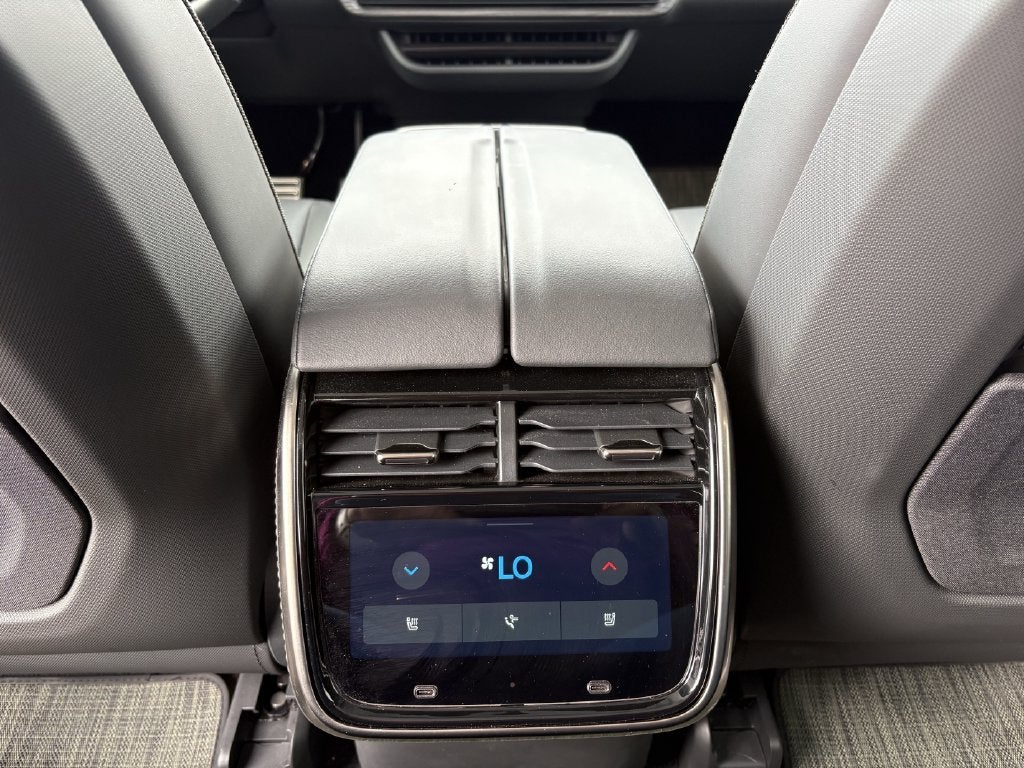 2023 Rivian R1T Adventure