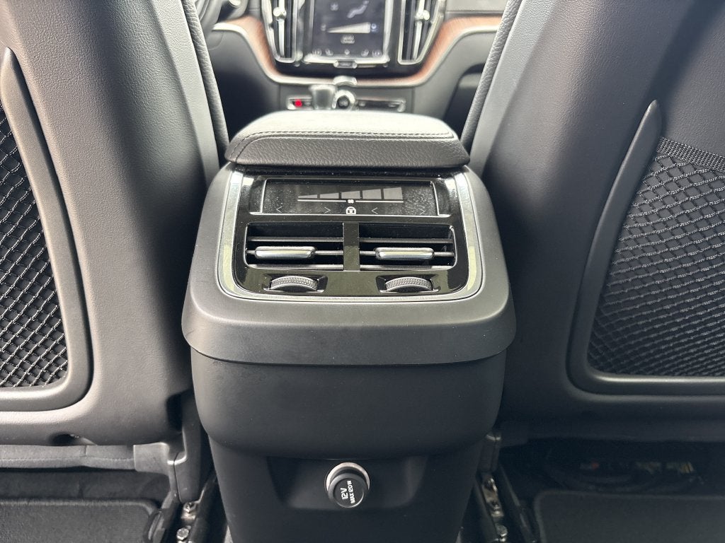 2020 Volvo XC60 T5 Inscription
