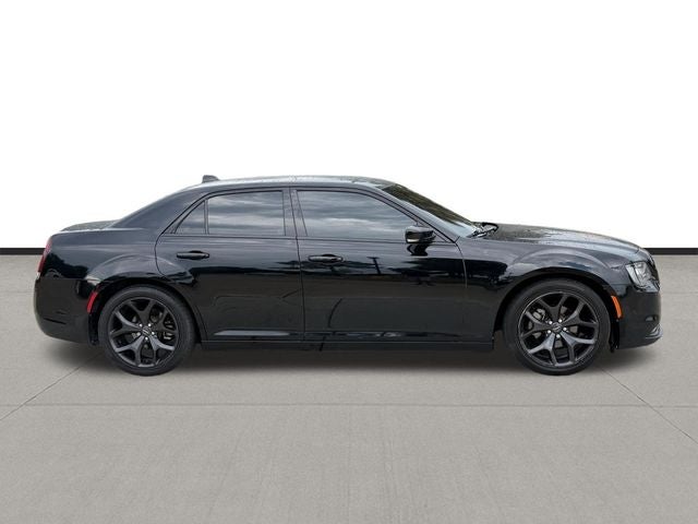 2021 Chrysler 300 S