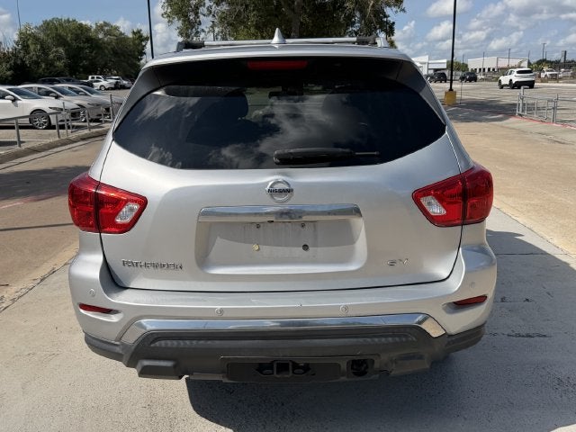 2020 Nissan Pathfinder SV
