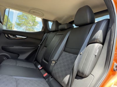 2022 Nissan Rogue Sport SV