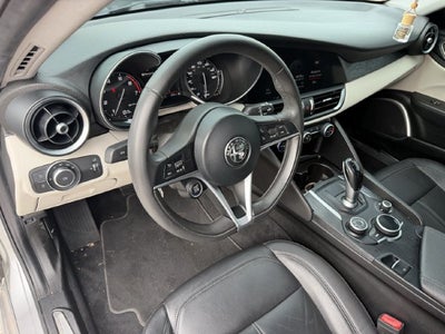 2019 Alfa Romeo Giulia Base