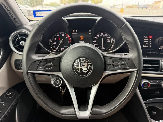 2019 Alfa Romeo Giulia Base