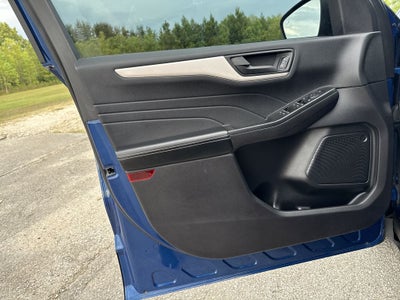 2022 Ford Escape S