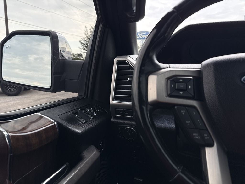 2017 Ford F-150 Platinum