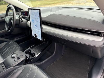 2022 Ford Mustang Mach-E Select