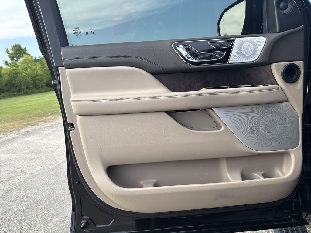 2022 Lincoln Navigator Reserve