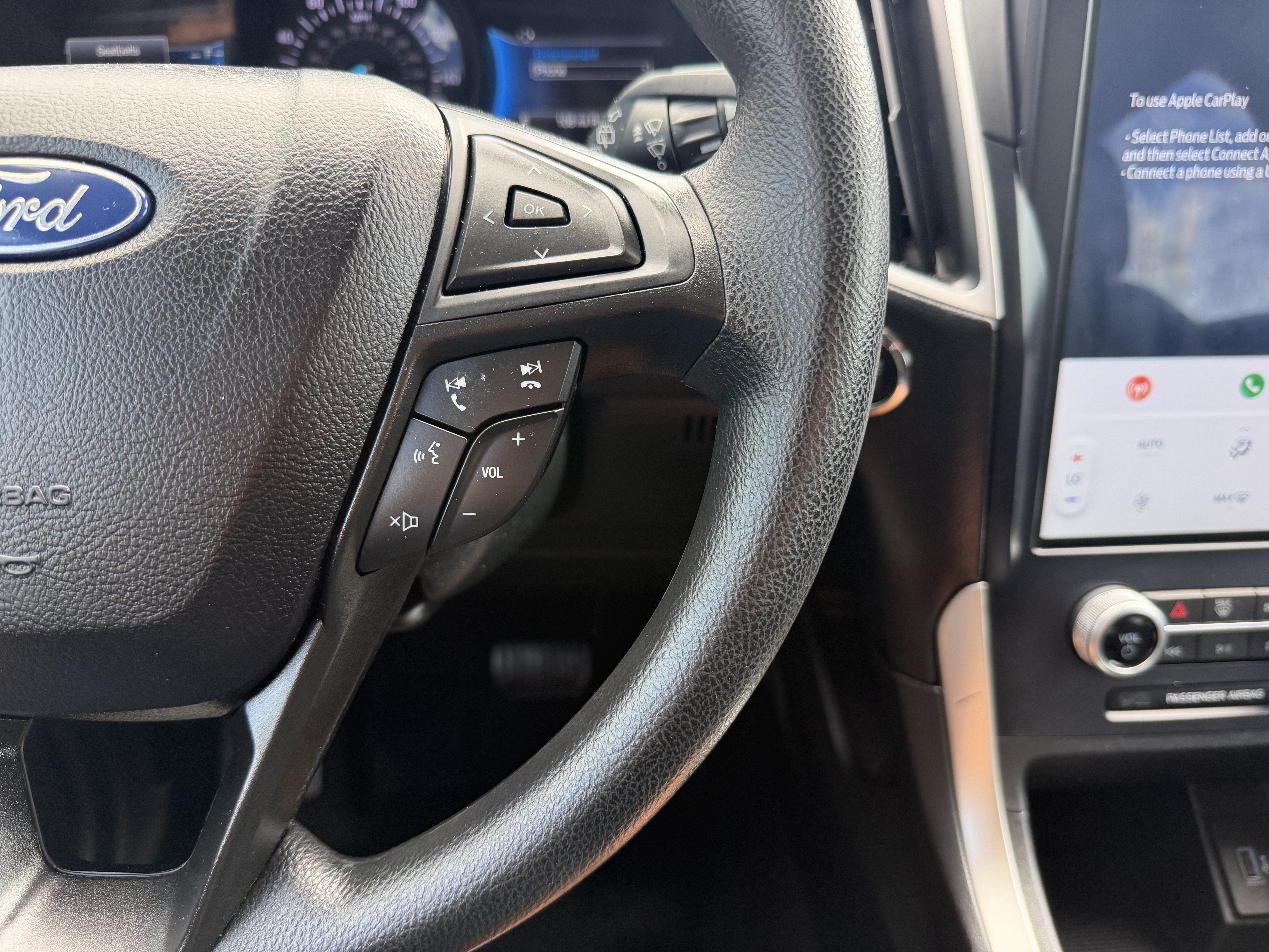 2023 Ford Edge SE