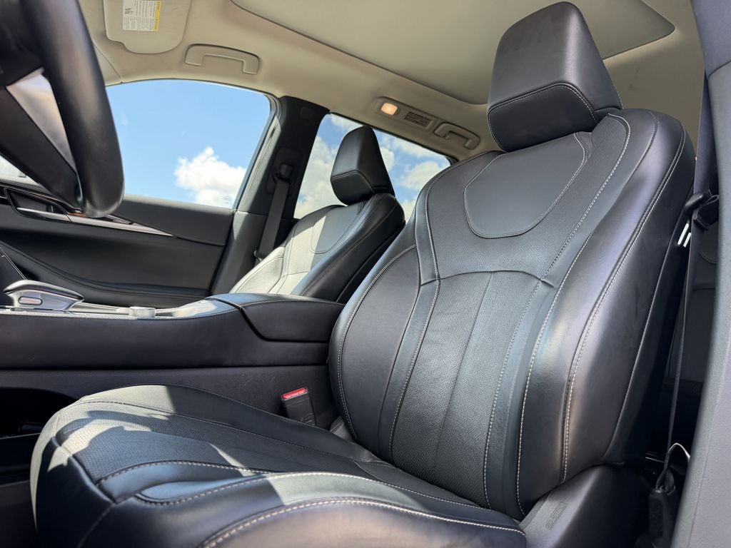2023 INFINITI QX60 PURE