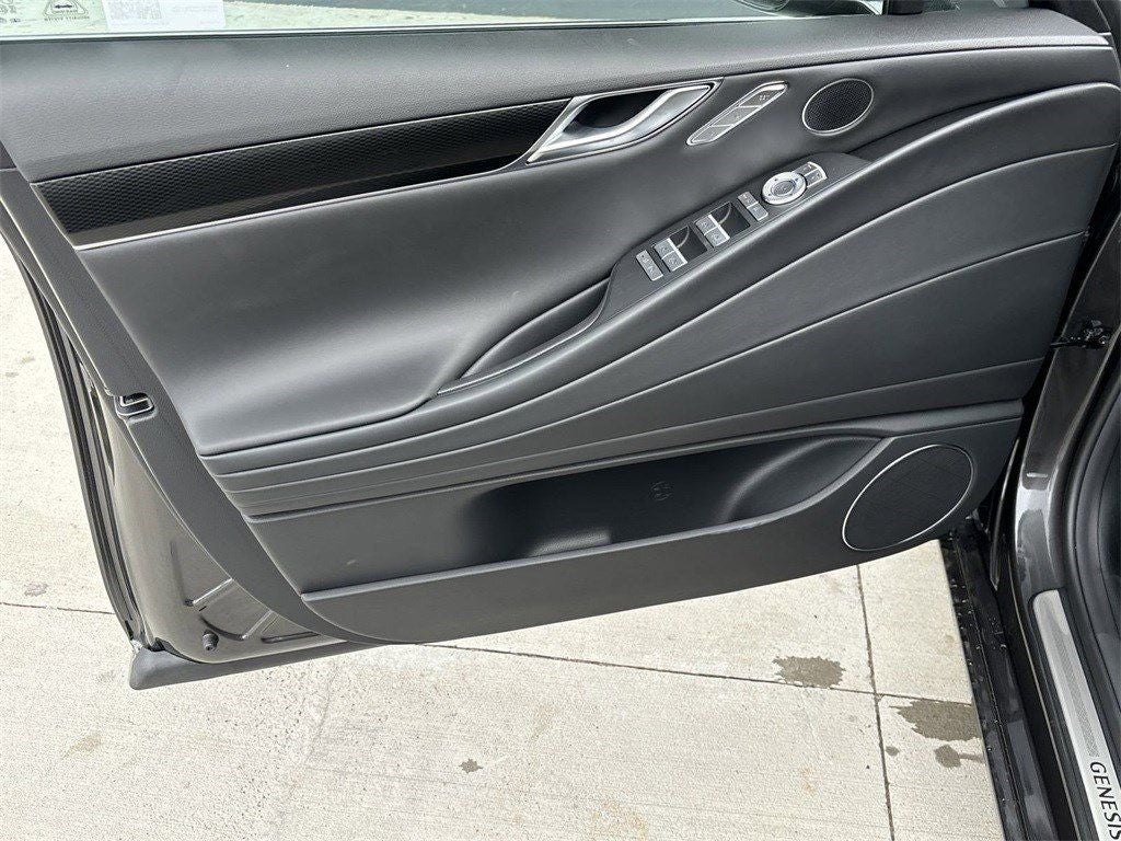 2025 Genesis G80 2.5T