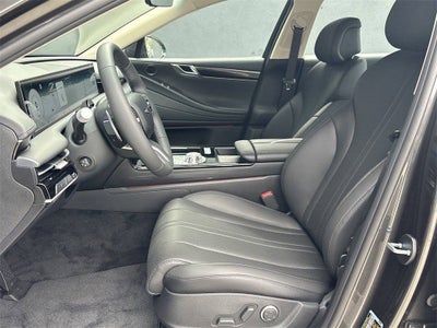 2025 Genesis G80 2.5T