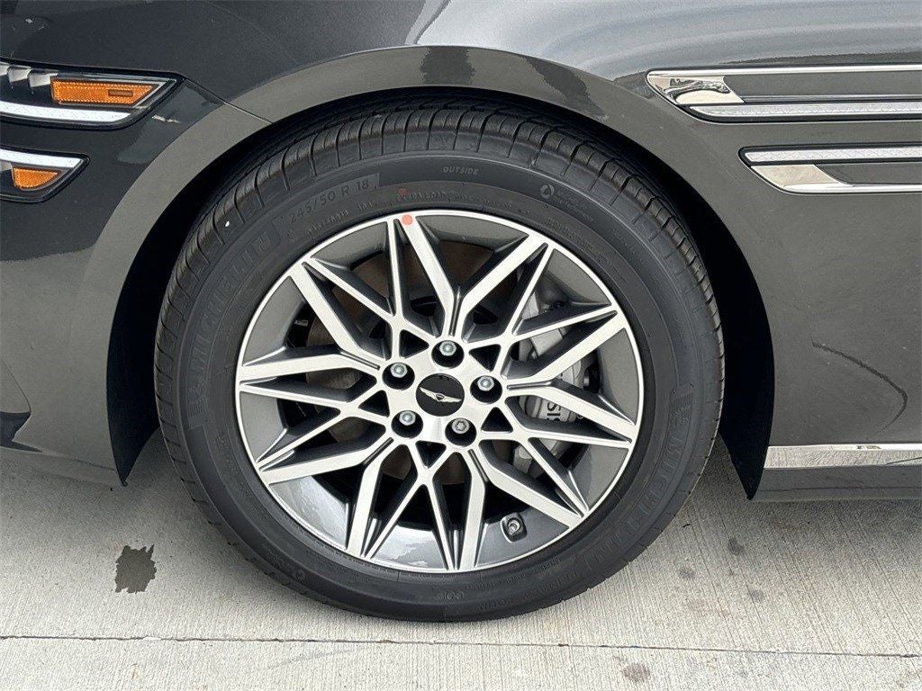 2025 Genesis G80 2.5T